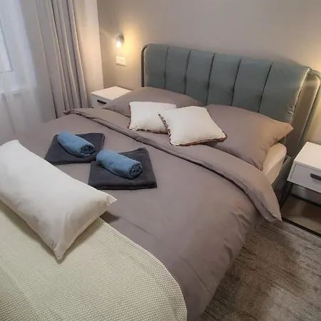 Apartment Konstantinka By Atlas