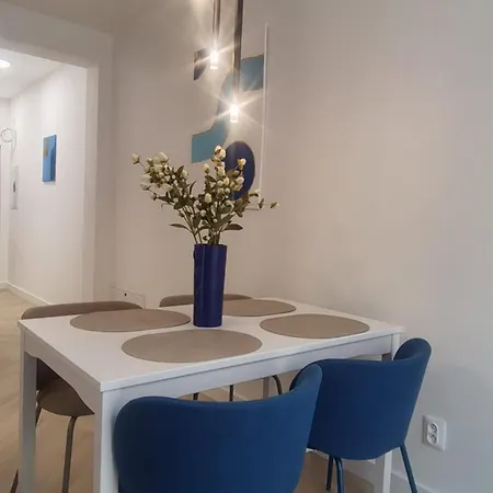 Konstantinka By Atlas Apartment